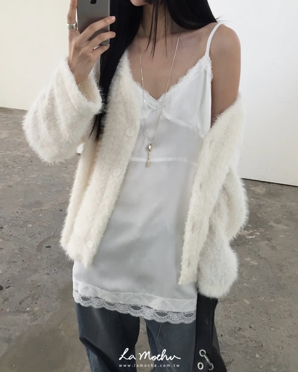 細肩蕾絲滾邊緞面背心